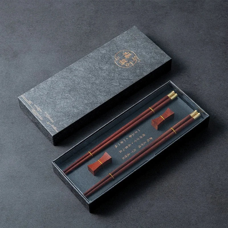 Kyoto Élégance – Coffret de Baguettes en Bois